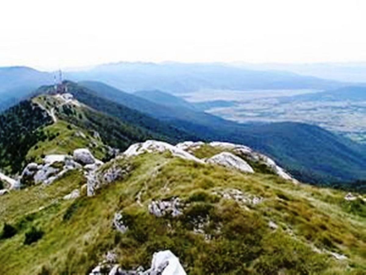 Plitvice Valley Apartments Licko Petrovo Selo Exteriör bild